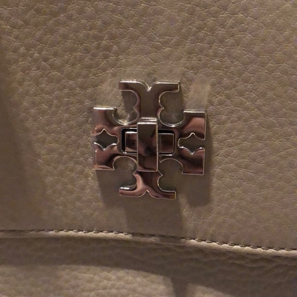 Tory Burch Satchel/crossbody - Picture 2 of 9